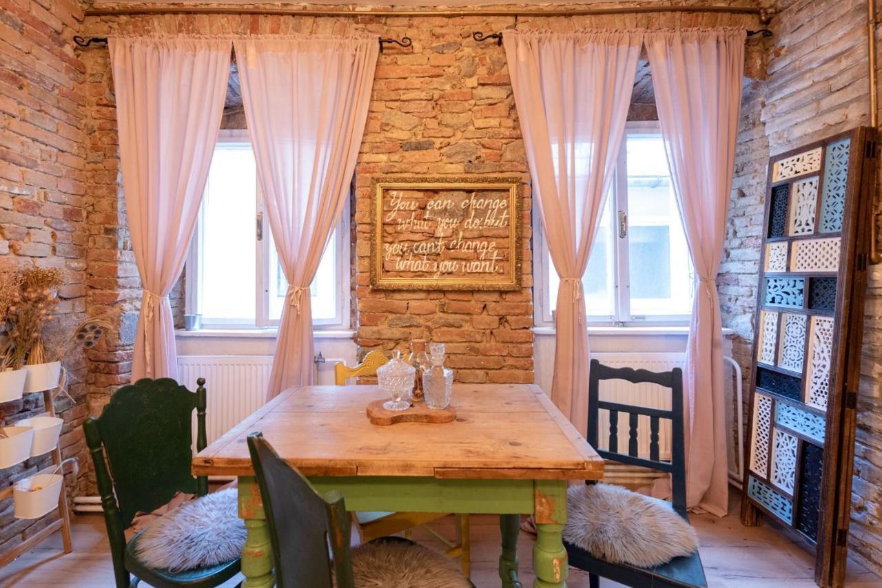 Accommodation At The Folklore Apartment Bratislava Dış mekan fotoğraf