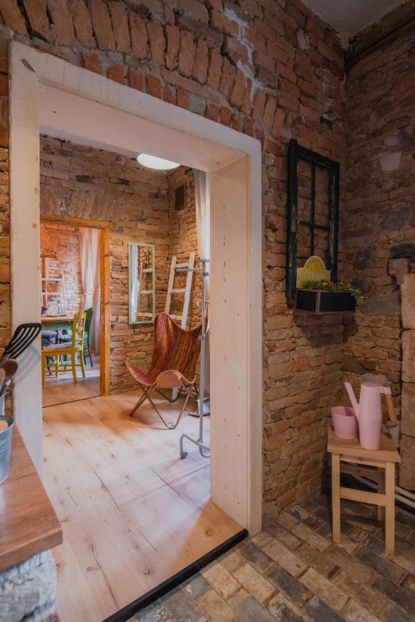Accommodation At The Folklore Apartment Bratislava Dış mekan fotoğraf