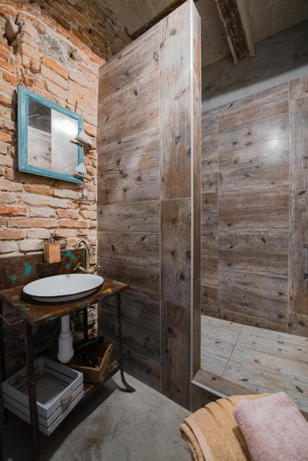 Accommodation At The Folklore Apartment Bratislava Dış mekan fotoğraf